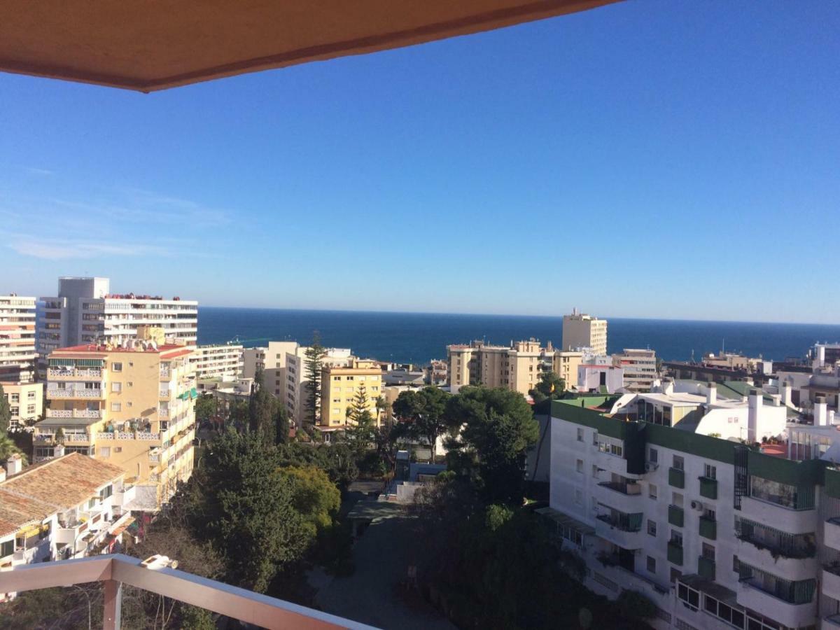 R&E Apartment Торемолинос Екстериор снимка